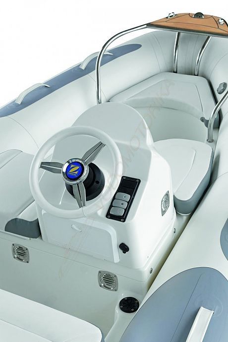 Лодка надувная ZODIAC Yachtline deluxe NEO 420 ( с серыми вставками )