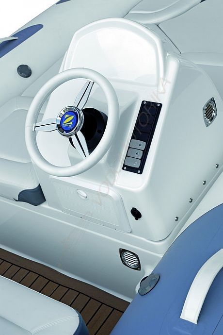 Лодка надувная ZODIAC Yachtline deluxe NEO 340 ( с синими вставками )