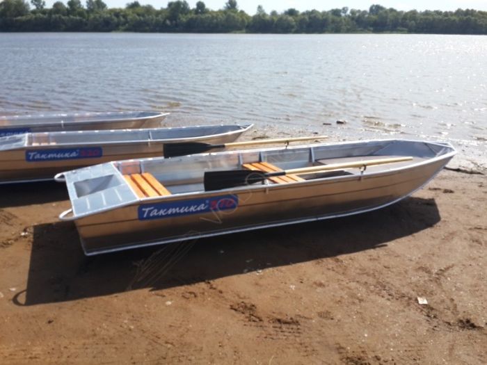 Алюминиевая моторная лодка Тактика-370