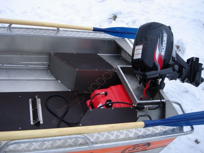 Алюминиевая лодка Wellboat-37