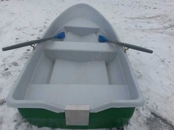 Лодка стеклопластиковая Апрель