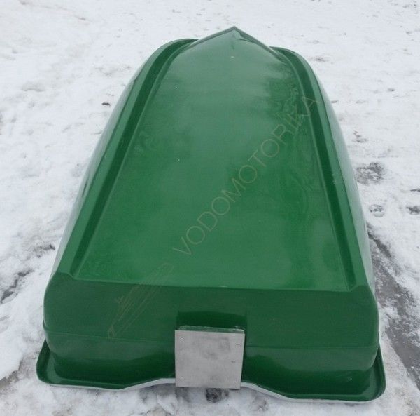 Лодка стеклопластиковая Апрель