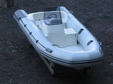 Лодка Буревестник Б-410