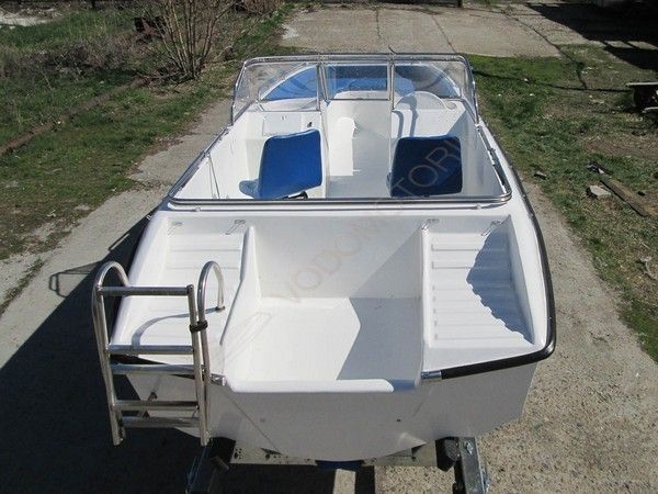 Лодка пластиковая Aquatrim 500