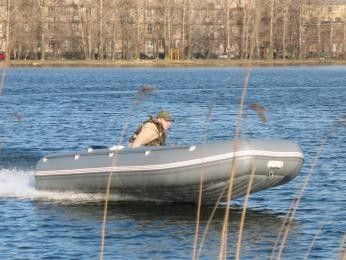 Надувная лодка Флагман 450