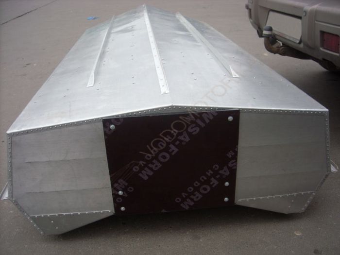 Алюминиевая лодка Романтика-Н 2.8м