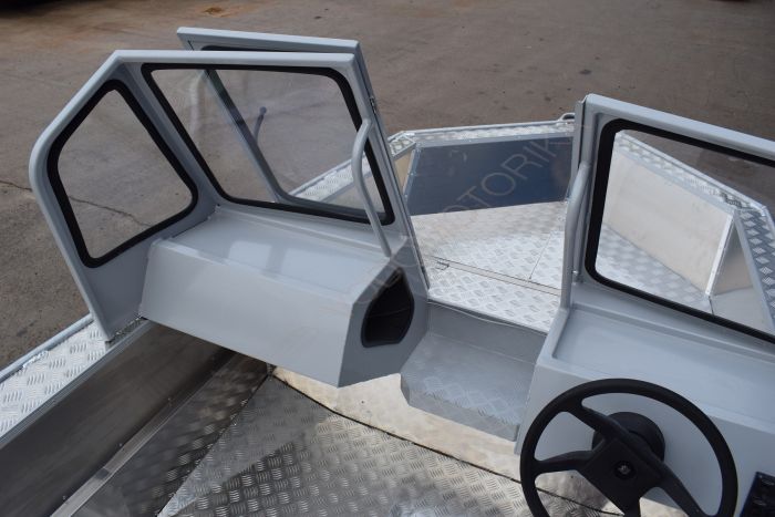 Алюминиевая лодка Wellboat 47 DC