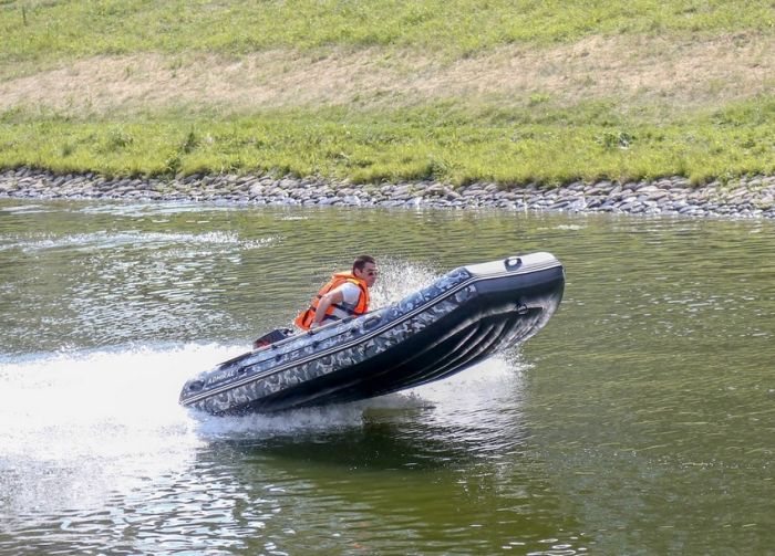 Лодка Адмирал 380 НДНД камуфляж