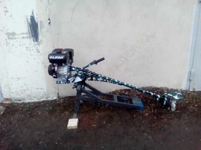 Подвесной лодочный мотор болотоход Bawad BWD 106 Long (168F) 6.5 л.с.