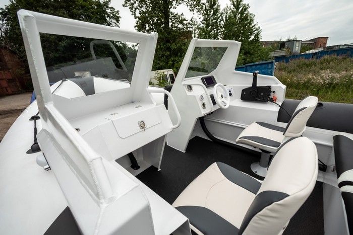 Надувная лодка ProfMarine RIB 550.2 с алюминиевым корпусом (двухконсольный)