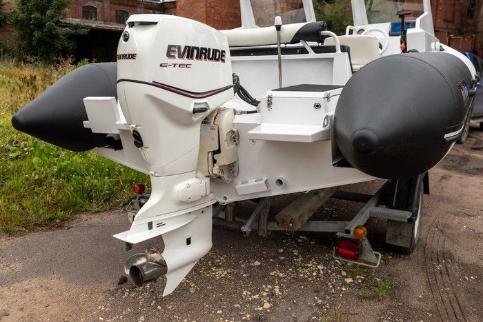 Надувная лодка ProfMarine RIB 550.2 с алюминиевым корпусом (двухконсольный)