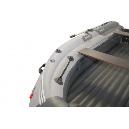 Надувная лодка Reef Skat 390 S НД с интегрированным фальшбортом (пластиковый транец)