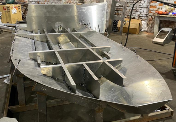 Надувная лодка ProfMarine RIB 550 с алюминиевым корпусом