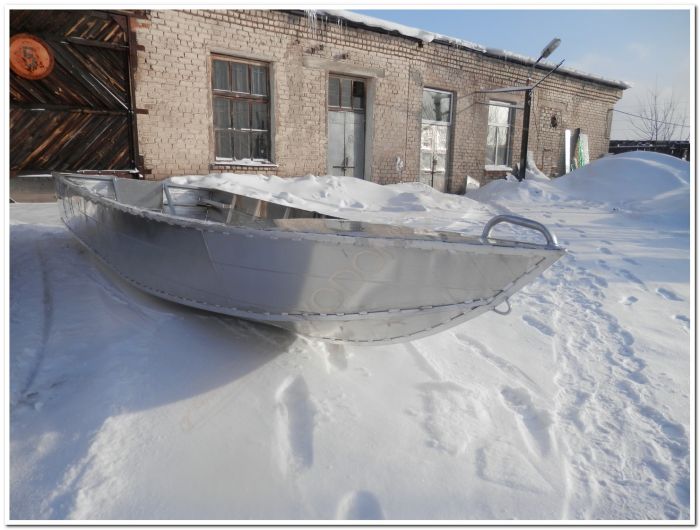 Алюминиевая лодка Вятка Шило под водомет